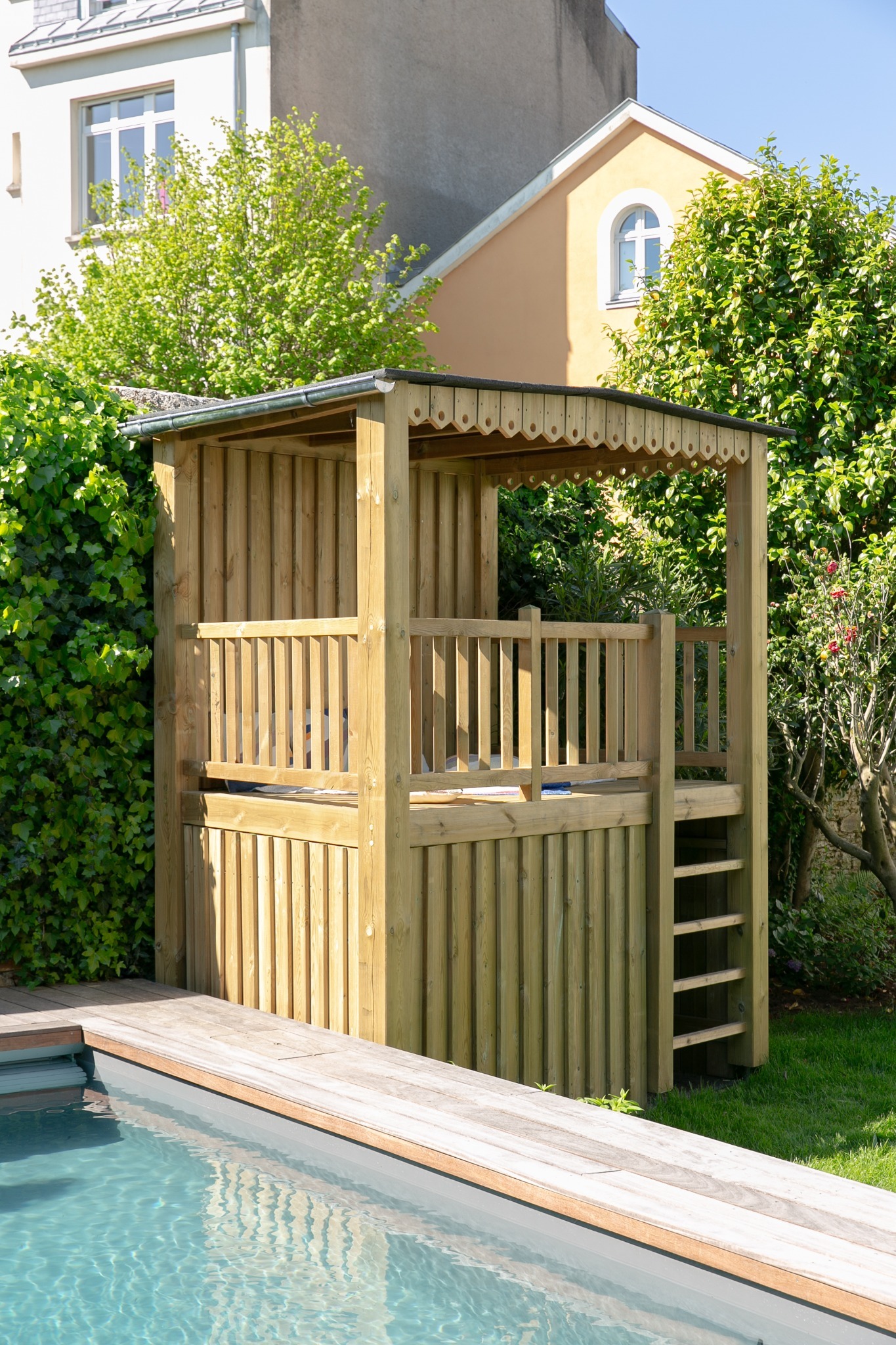 Cabane sur pilotis
